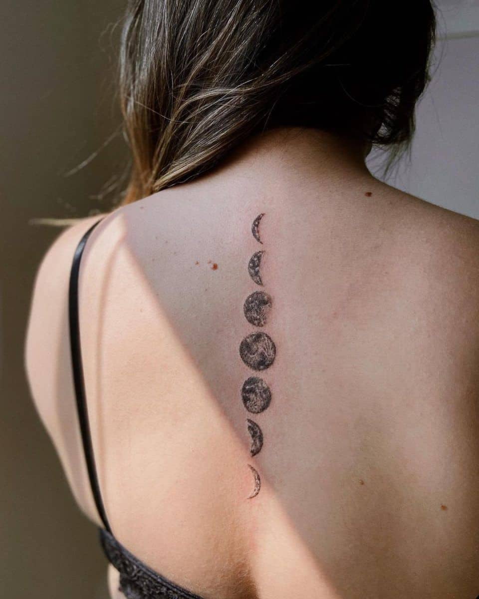 26 Romantic Moon Tattoos That Will Give You Ink Envy
