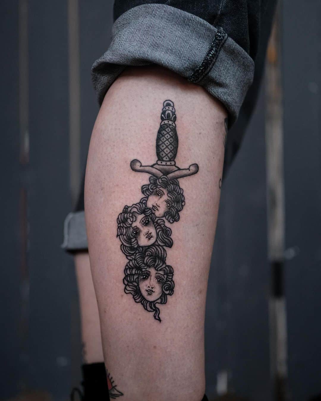 20 Striking Dagger Tattoos - Body Artifact 20 Striking Dagger Tattoos