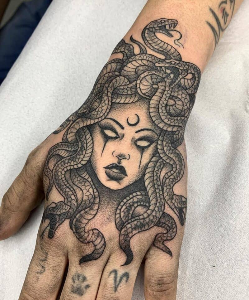 28 Bold Medusa Tattoos To Make You Feel Powerful • Body Artifact