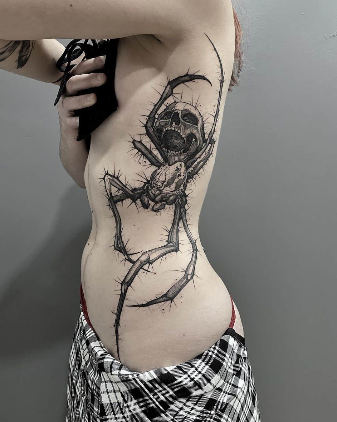 Rib/Side tattoo by Carlos from Body Language Tattoo in NYC : r/tattoos