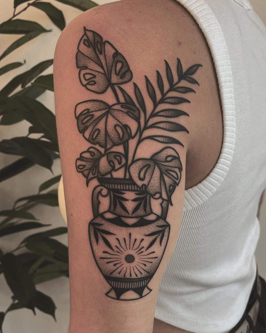 Large 'Monstera House Plant' Temporary Tattoo (TO00051908) | eBay