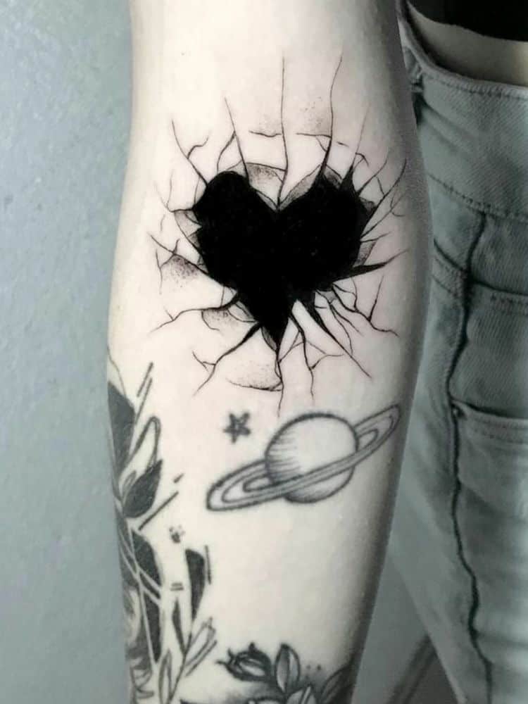 21 Broken Heart Tattoos to Fall in Love With