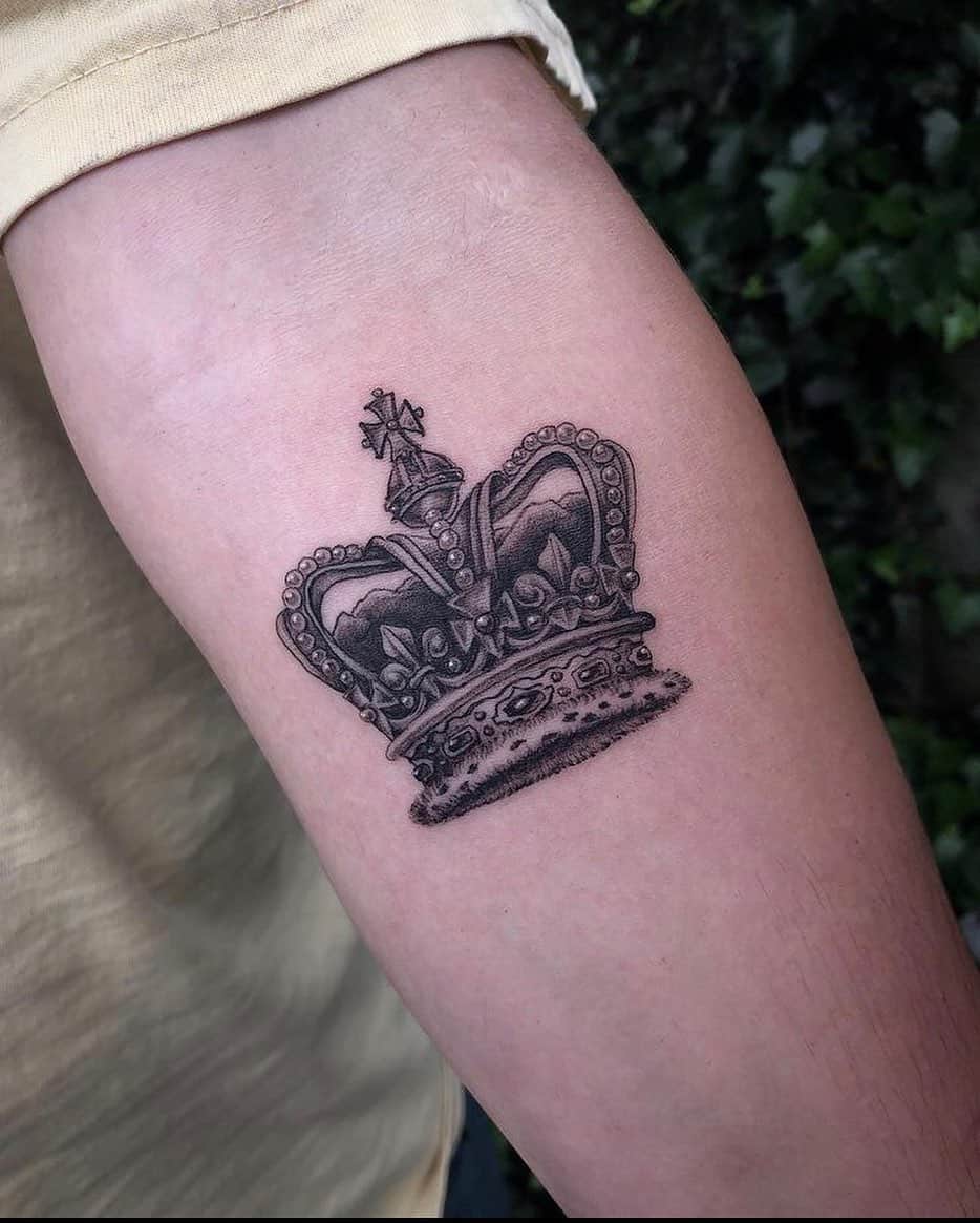 Intricate Forearm Crown Tattoo, 19 Crown Tattoos That Prove Your Queen  Status - (Page 10)