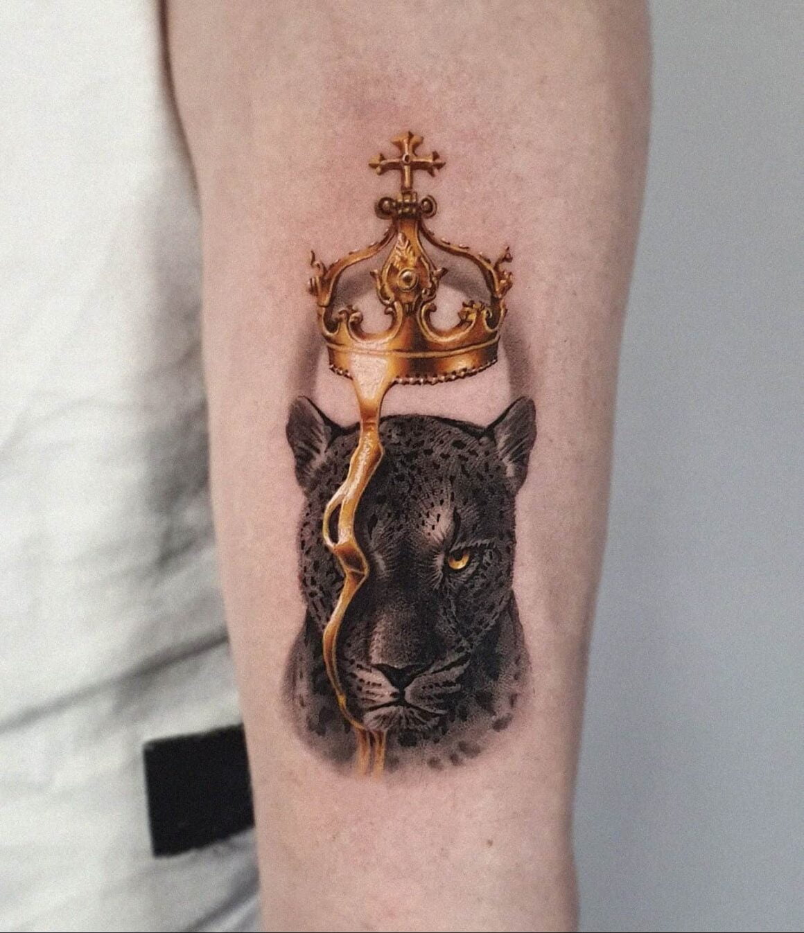 Traditional panther, Tattoo Gold NZ : r/tattoos