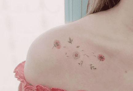 20 Daisy Tattoos That You Can Practically Smell