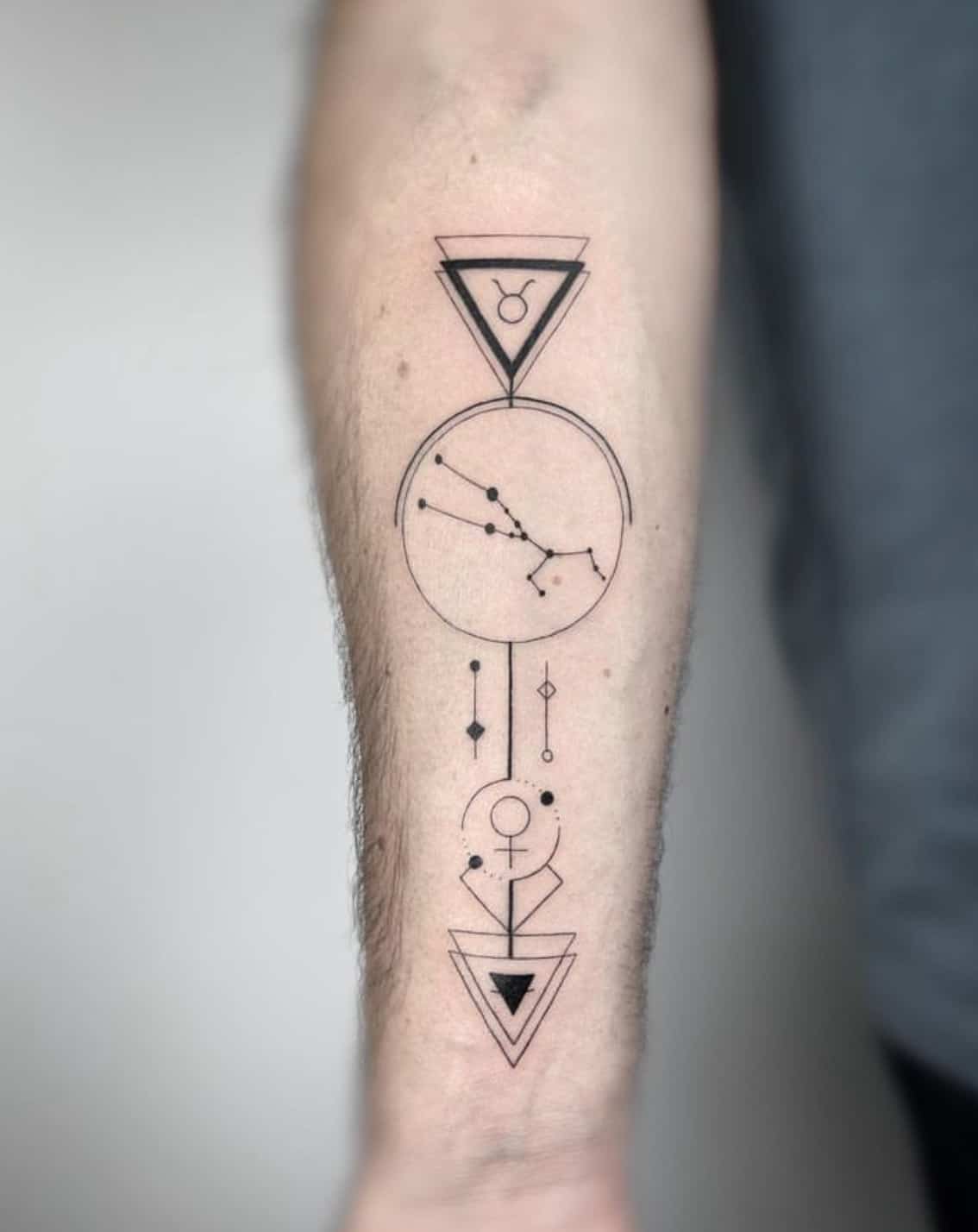 Minimalist Taurus Constellation Temporary Tattoo - Set of 3 – Tatteco