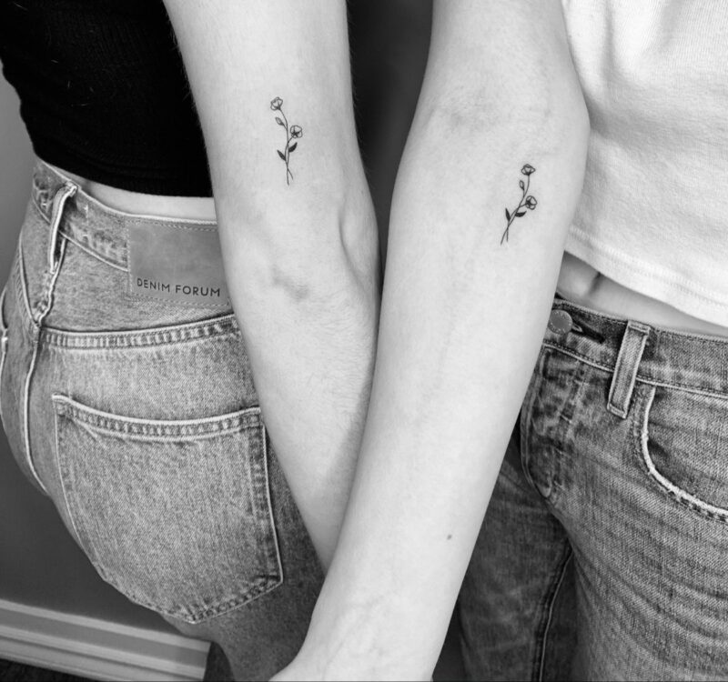 21 Best Friend Flower Tattoos To Bond Over • Body Artifact