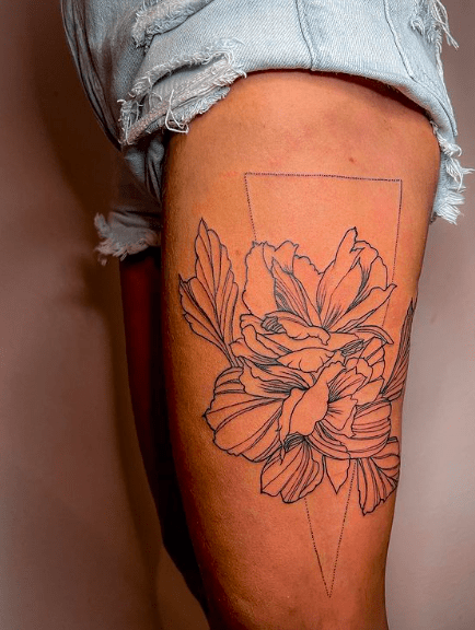 40 Thigh Tattoos for Women