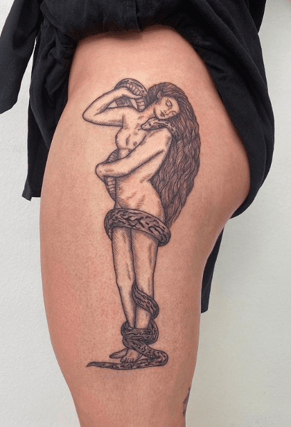 Thigh Tattoos for Women16
