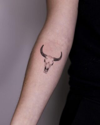 20 Bull Skull Tattoos To Grab By The Horns • Body Artifact