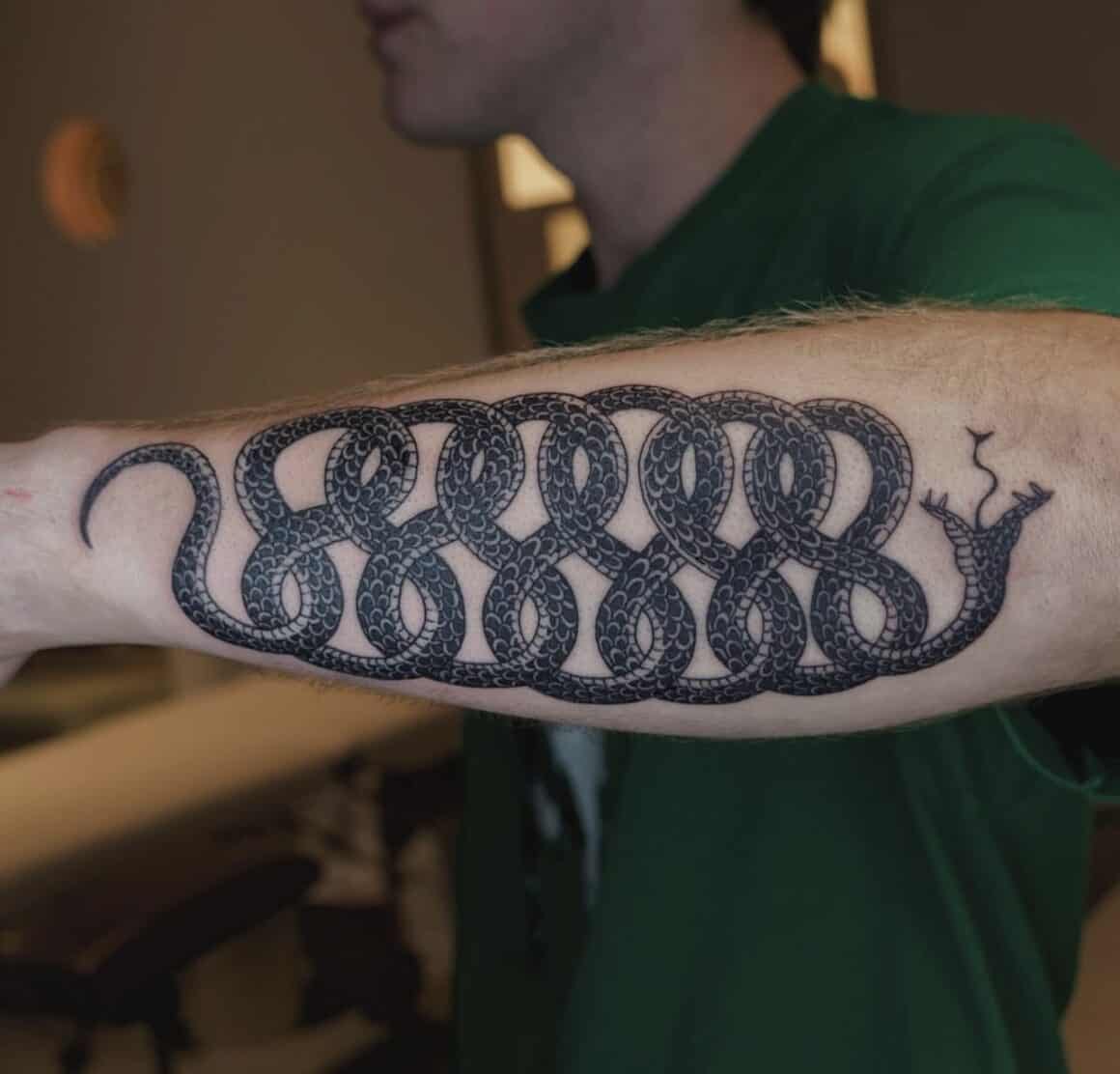 20 of the most incredible snake tattoos you’ll feast your eyes on! - Body Artifact 20 of the most incredible snake tattoos you’ll feast your eyes on!
