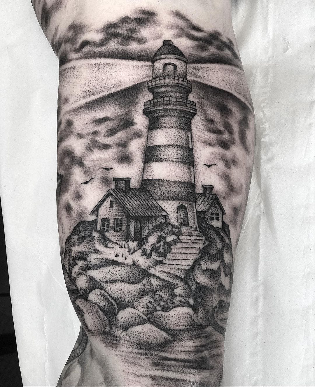 Lighthouse done by @bfart on instagram : r/tattoo