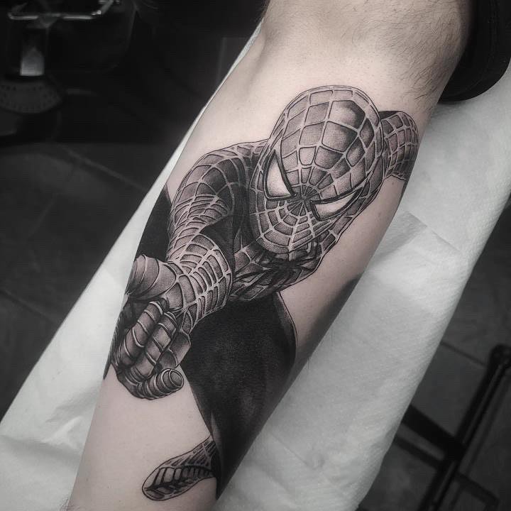 Neymar Gets New Spiderman Tattoo