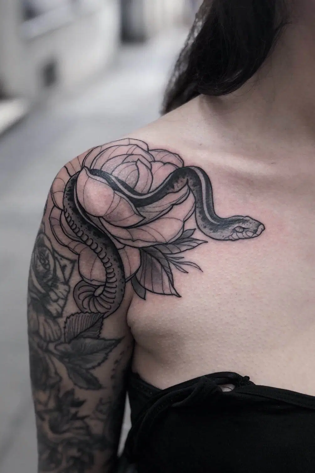 Beautiful Shoulder Tattoos for Women