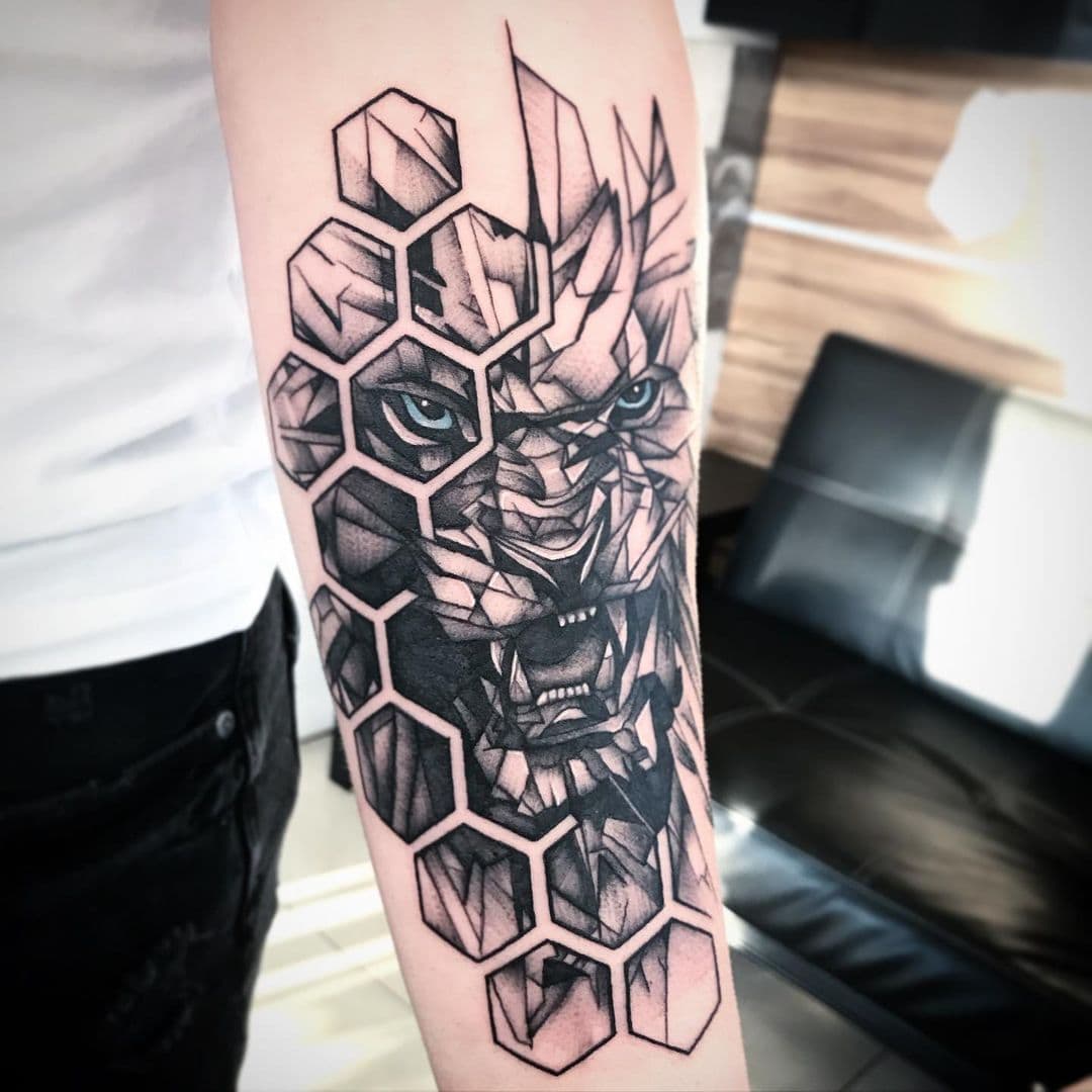 Astro Arrow - Leo | Leo tattoo designs, Geometric tattoo design, Leo zodiac  tattoos