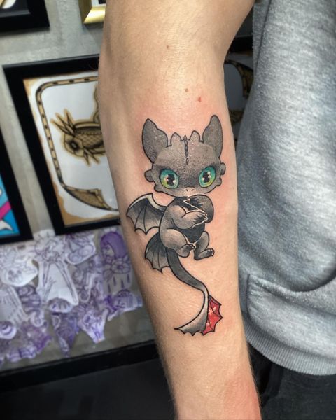I finally got to tattoo Toothless, he's the bestest boi in all of Burk... |  TikTok