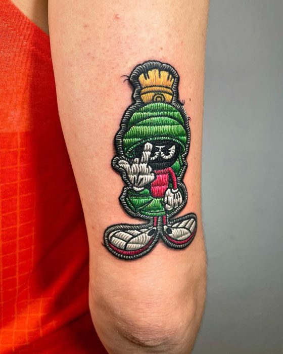 23 Marvin The Martian Tattoos For Another World • Body Artifact