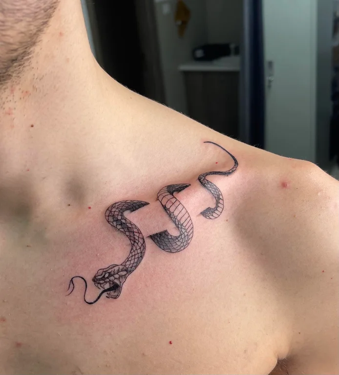 Snake Neck Tattoo by Victor Chil TattooNOW