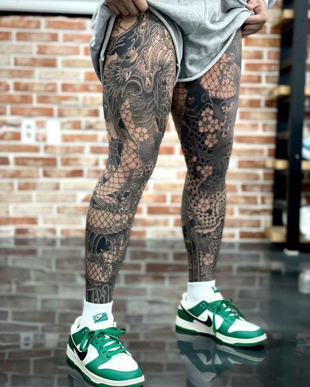 Panda, Frog & Chameleon Leg Tattoo | Animal sleeve tattoo, Leg tattoos, Leg  sleeve tattoo