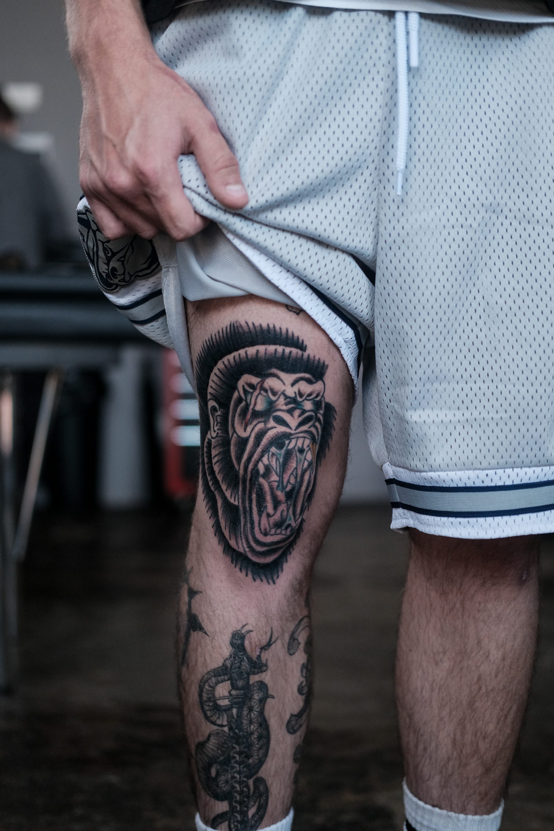 Tap Out Tattoo Sessions Endure The Pain For A Stunning Result • Body