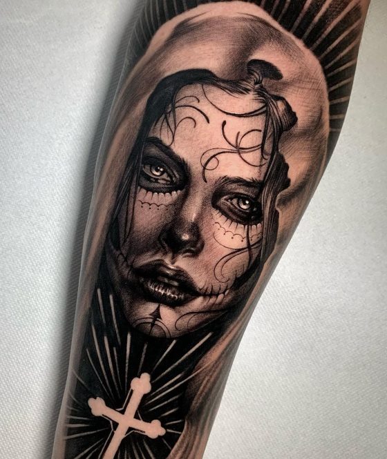 31 Santa Muerte Tattoos: The Meaning Behind This Powerful Design • Body ...