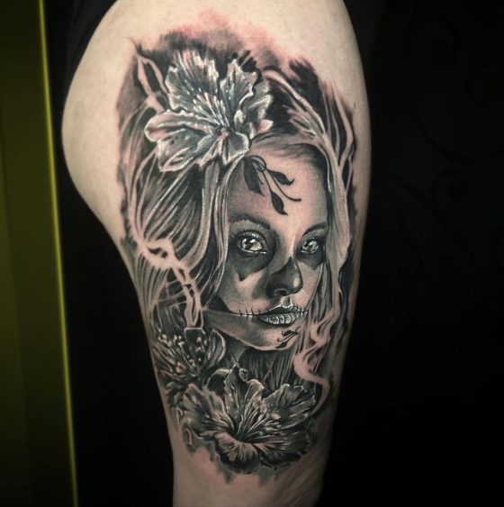 31 Santa Muerte Tattoos: The Meaning Behind This Powerful Design • Body ...