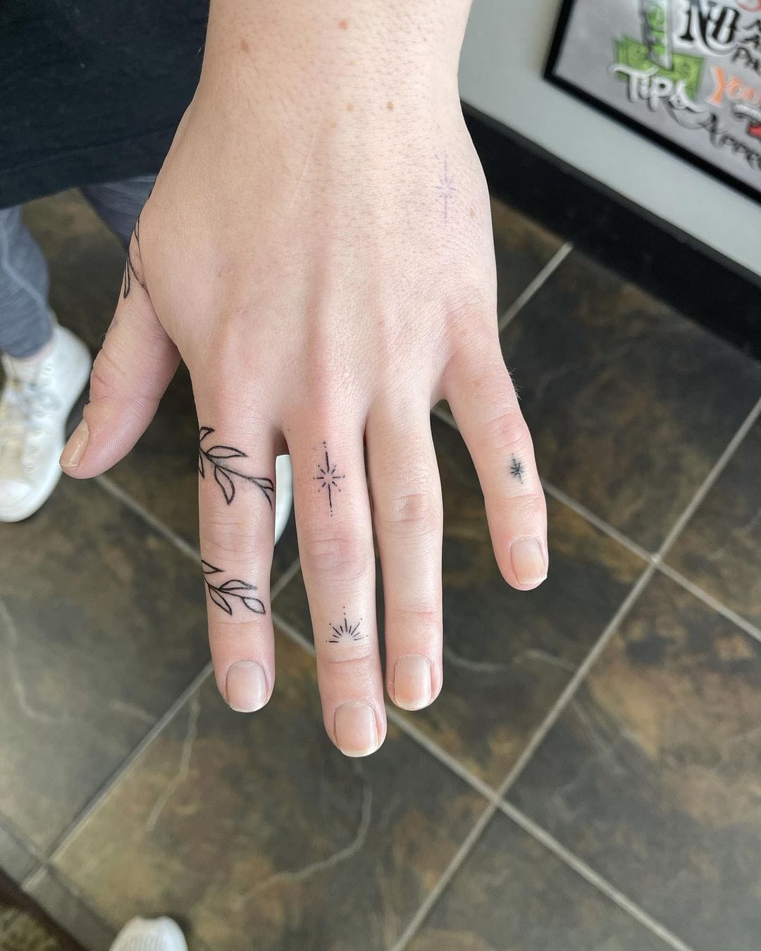 Some delicate floral finger tattoos from womb2tombtattoos  tattoo  tattooartist fingertattoos handtattoo vine vinetattoo  Instagram